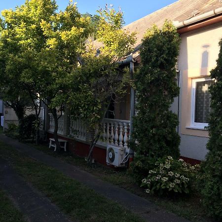 Stella Apartman Debrecen Exterior photo