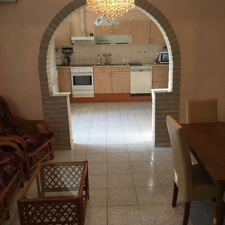 Stella Apartman Debrecen Exterior photo